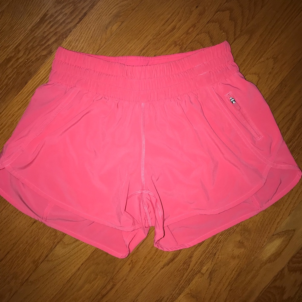 Lululemon tracker Short V